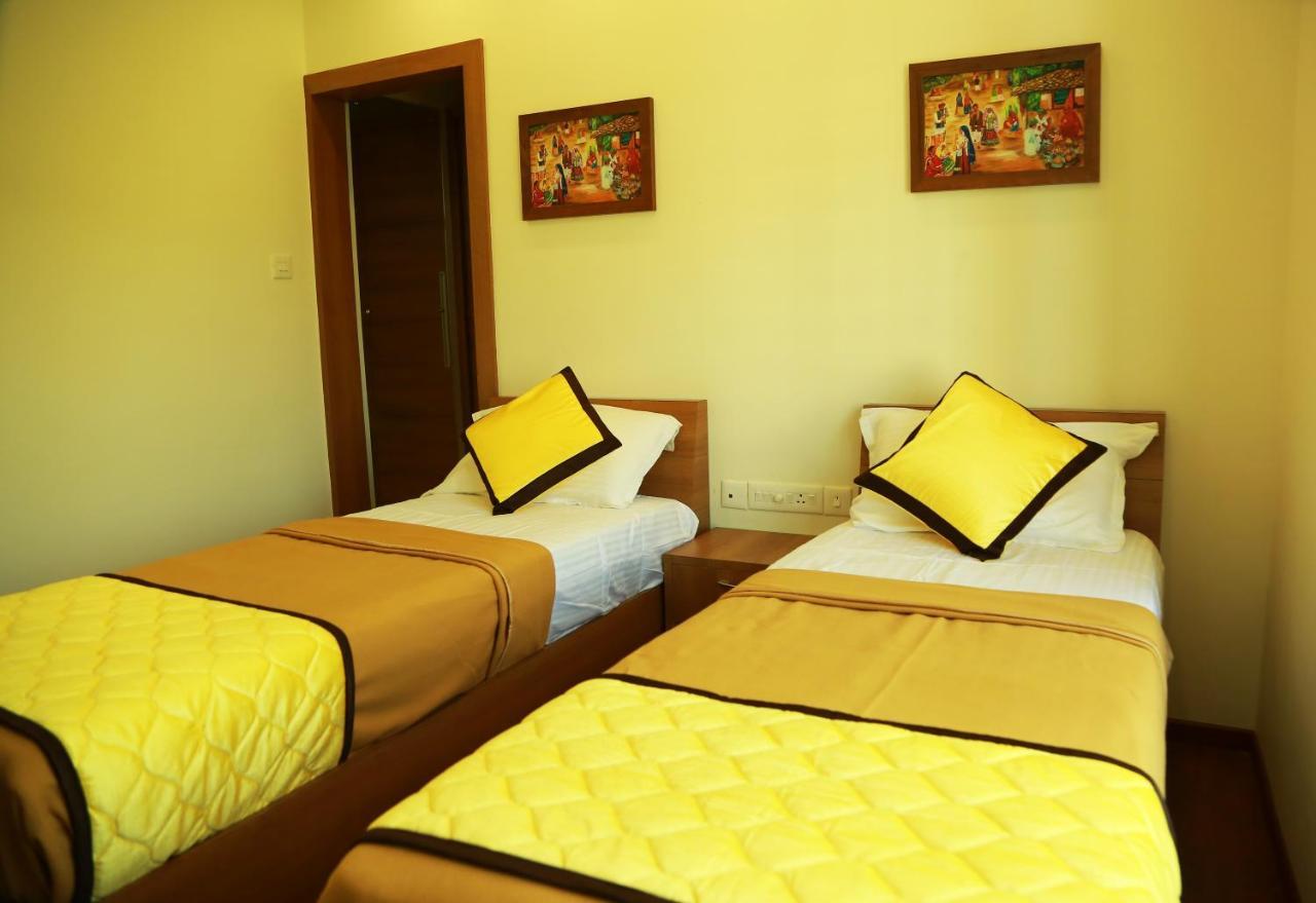Sree Janardhana Residency โกลลัม ภายนอก รูปภาพ