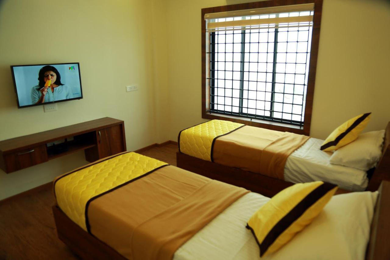 Sree Janardhana Residency โกลลัม ภายนอก รูปภาพ